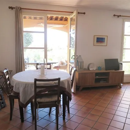 Maison Lumineuse Avec Terrasse, Acces Piscines, Parking Privatif - - Fr-1-726-22