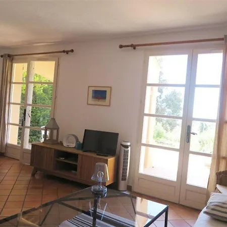 Holiday home Maison Lumineuse Avec Terrasse, Acces Piscines, Parking Privatif - - Fr-1-726-22 La Croix-Valmer