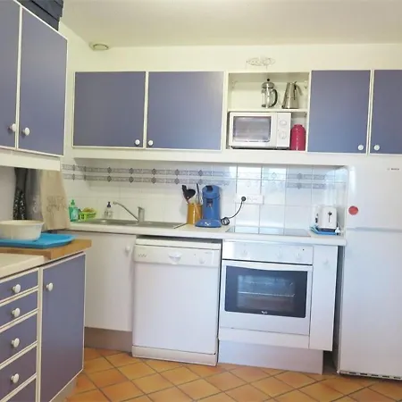 Holiday home Maison Lumineuse Avec Terrasse, Acces Piscines, Parking Privatif - - Fr-1-726-22